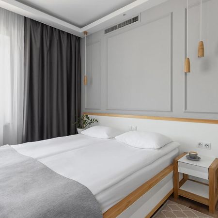ฟราพอลลี 21 Hotel โอเดสซา ภายนอก รูปภาพ