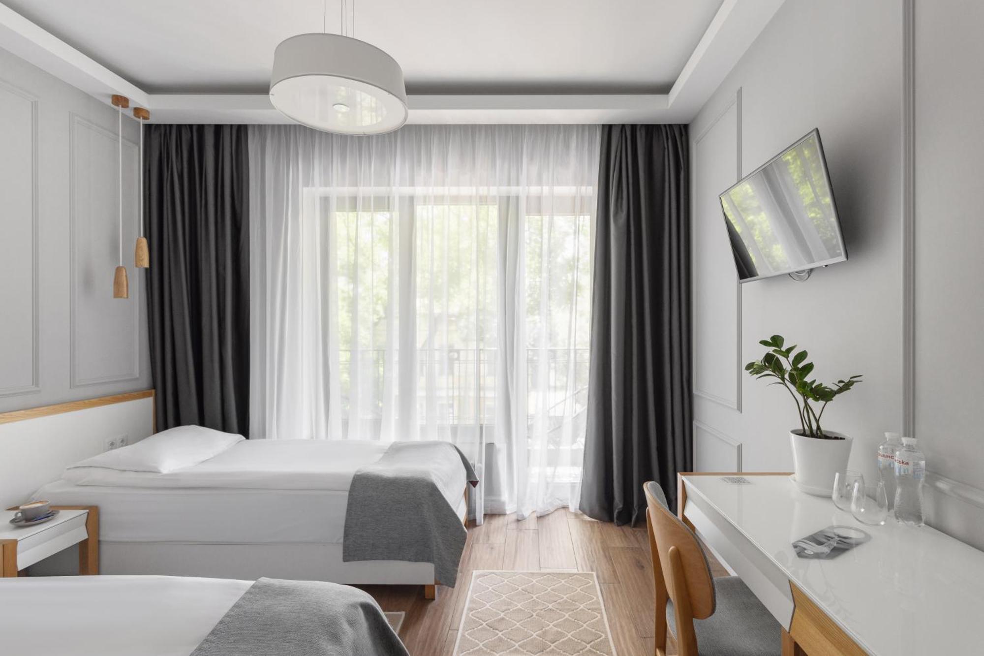 ฟราพอลลี 21 Hotel โอเดสซา ภายนอก รูปภาพ